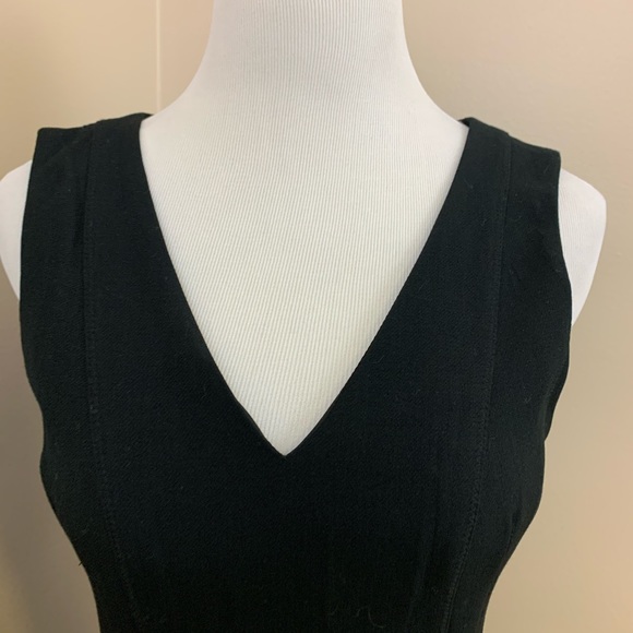 New Banana Republic black skater dress size 4 - Picture 2 of 8